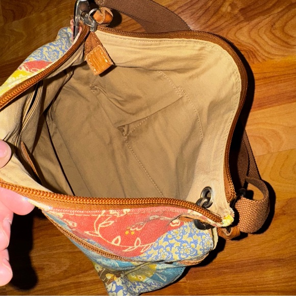 Fossil Maddox Boho Tapestry Purse/Shoulder Bag, Cross Body-Pockets 10.5” x 9” - Picture 10 of 15